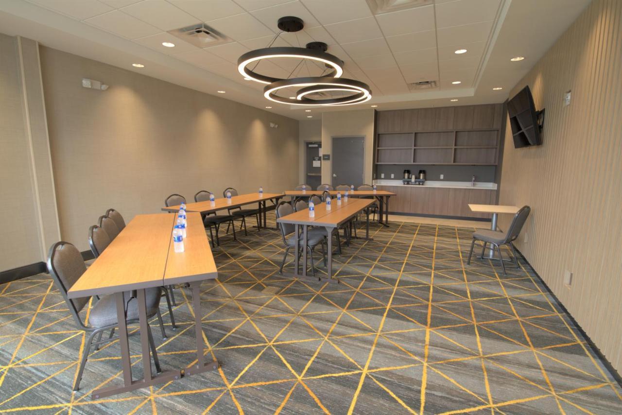 Holiday Inn & Suites - Hopkinsville - Convention Ctr By Ihg Exterior foto